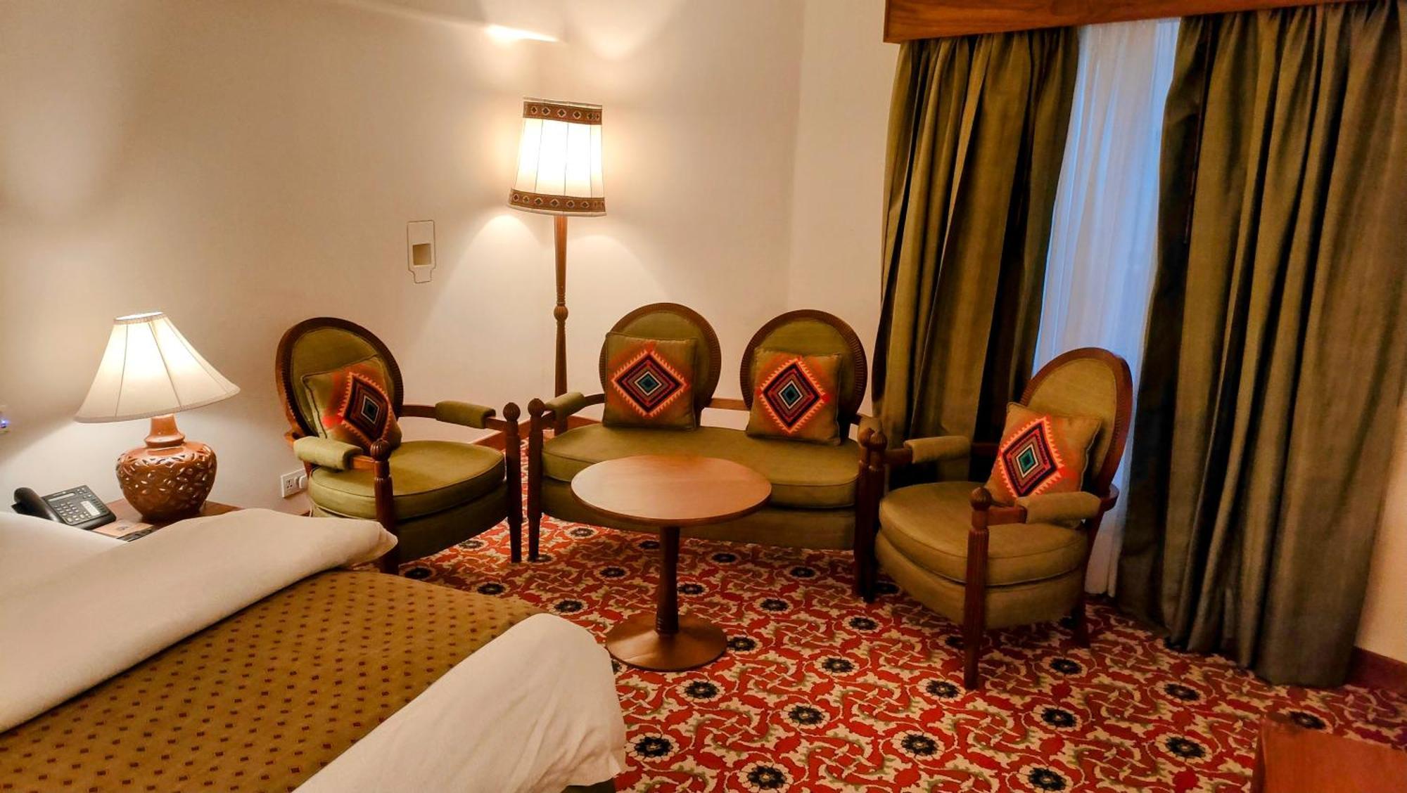 Quetta Serena Hotel Exterior foto
